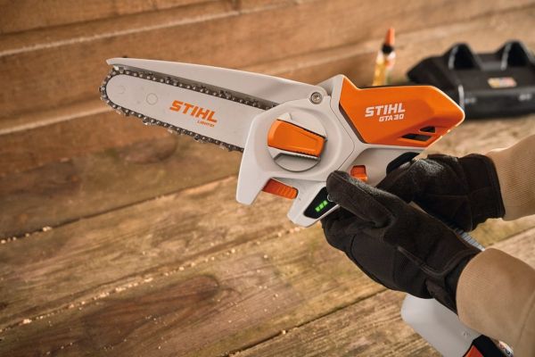 Акумуляторна пилка міні STIHL GTA 30 SET (GA050116918)