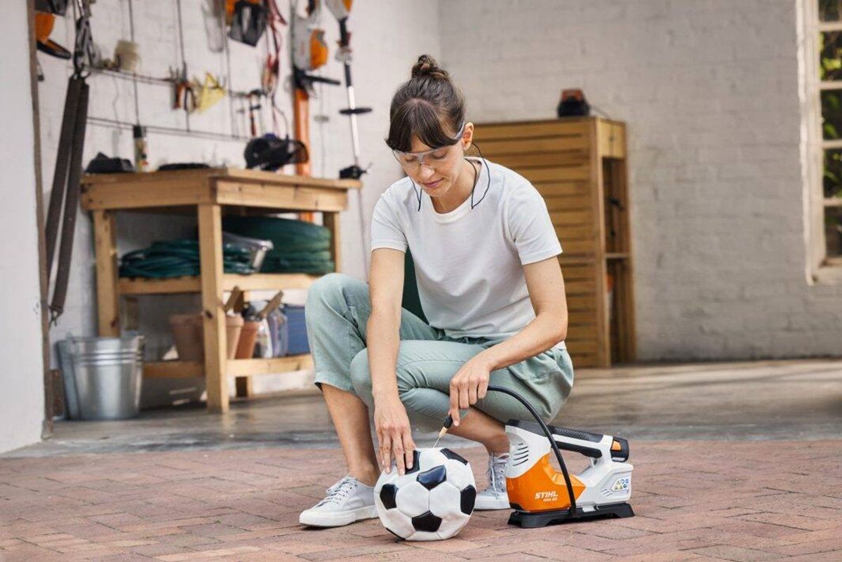 Акумуляторний компресор STIHL KOA 20 SET (SA060118214) купити в