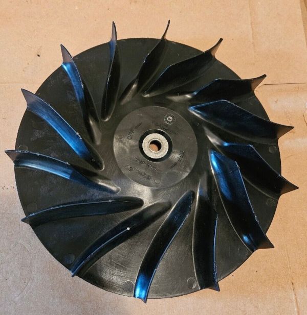 Крыльчатка вентилятора STIHL 42447003406 Крыльчатка вентилятора STIHL 42447003406