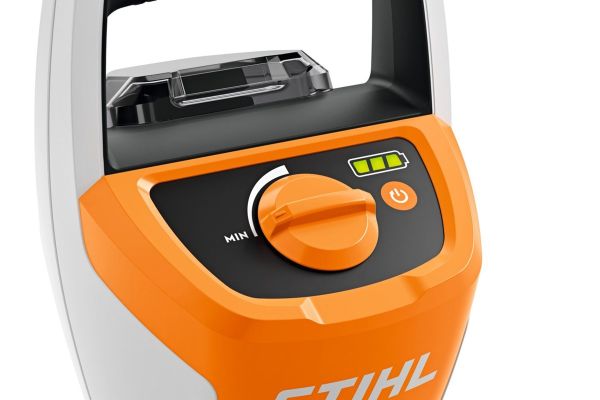 Аккумуляторный нагнетательный насос STIHL PKA 30 (SA090119104)